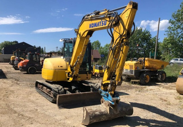komatsu