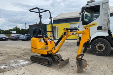 Mikrokoparka JCB 8008 CTS